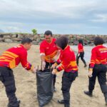 Ditpamobvit Polda Sumbar Gelar Aksi Bersih Pantai, Wujud Kepedulian Terhadap Lingkungan