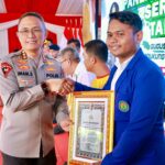 *Dukung Ketahanan Pangan, Mahasiswa Madiun Terima Penghargaan dari Kapolri*