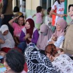 SSDM Polri Gelar Trauma Healing untuk Korban Banjir di Tambun Utara