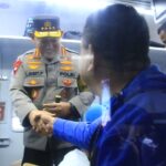 Kapolri Cek Langsung Pelayanan Arus Balik di Stasiun Tawang, Dorong Pemudik Gunakan Kereta Api