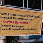 Beredarnya Spanduk Mengatasnamakan Koalisi Masyarakat Sipil Sumbar: “Cerdas Bermedia Tangguh Berbangsa Lawan Provokasi Indonesia Gelap