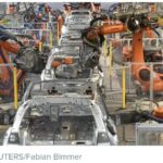 Gegara Trump, Pabrik Otomotif Raksasa Mau PHK Karyawan