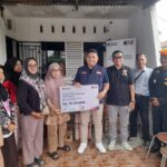 Sinergi Kemanusiaan: PT KAI dan IKW-RI Salurkan Bantuan ke Panti Asuhan di Padang