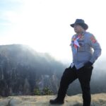 Brigjen Rhinto Prastowo Buktikan Semangat Tak Kenal Usia di Puncak Tertinggi Jawa Barat