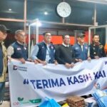 Respons Cepat KAI Divre II Sumbar Salurkan Bantuan Tahap Pertama untuk Korban Banjir