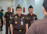 Pelantikan Eselon IV Kejati Sumbar, Dr. Mukhlis Tekankan Amanah dan Tanggung Jawab