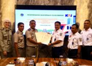 Upaya Selamatkan Aset Negara, KAI Divre II Sumbar Terima e-Sertipikat dari BPN Kabupaten Sijunjung