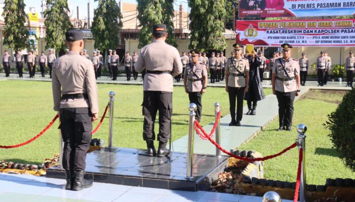 Kapolres Pasaman Barat Pimpin Upacara Pelantikan Dan Sertijab Kapolsek Pasaman