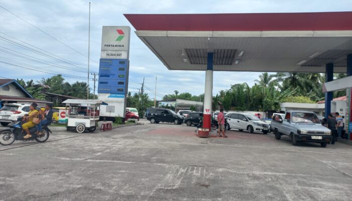 TIDAK BENAR ADA PENGISIAN YANG MELANGGAR ATURAN SPBU