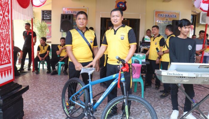 Hari Bhayangkara Ke-80 Tahun 2026, Polres Pasaman Barat Gelar Olahraga Bersama dan Doorprize